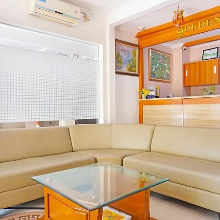 Collection O 91380 Golden Mansion Hotel Jakarta Exterior photo