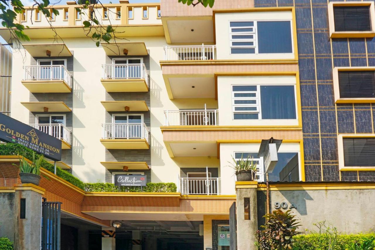 Collection O 91380 Golden Mansion Hotel Jakarta Exterior photo